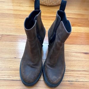 Dr. Marten Brown Boots